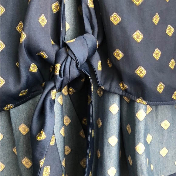 Top - Picture 3 of 4